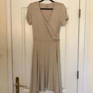 In‎ Joy Clothing Faux Wrap Tan Short Sleeve Dress L